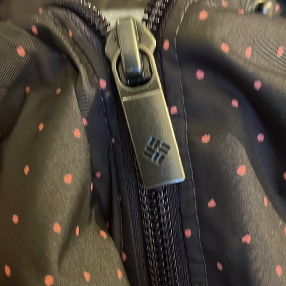 COLUMBIA - Picture 6 of 6